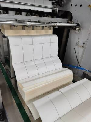 Adhesive Thermal Barcode Sticker Fanfold Adhesive Label Sticker Customized Size 100mm*150mm